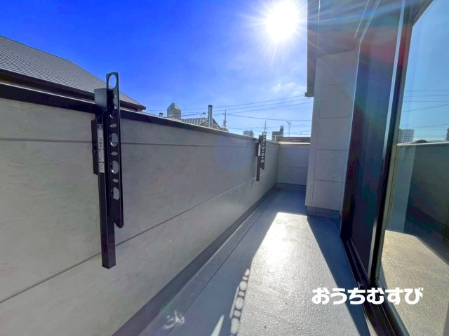 小牧市中央第3(全4棟)のバルコニー