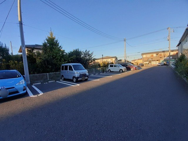 ＧＲＡＣＥ　Ｂの駐車場|駐車場完備です