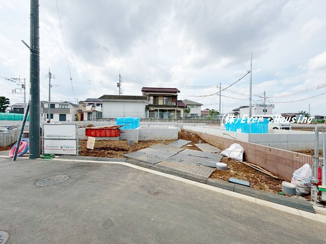 戸建 東村山市秋津町３丁目の前面道路含む現地写真