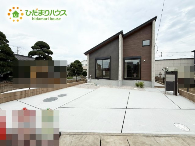上尾市領家3期　新築平屋　ブルーミング02の駐車場