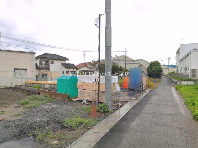 上尾市領家3期　新築戸建　ブルーミング04の前面道路含む現地写真|6/25撮影