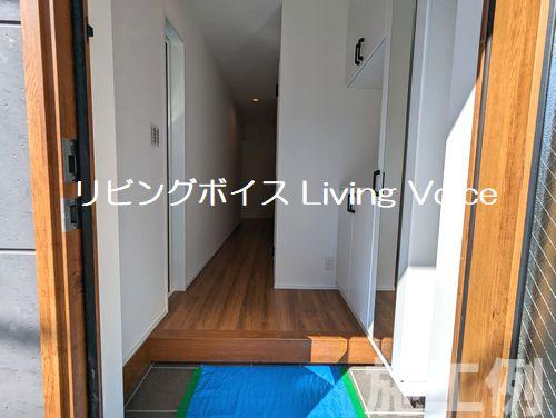 【仲介手数料０円】藤沢市鵠沼海岸3丁目　新築一戸建ての玄関|藤沢市鵠沼海岸3丁目　新築一戸建て