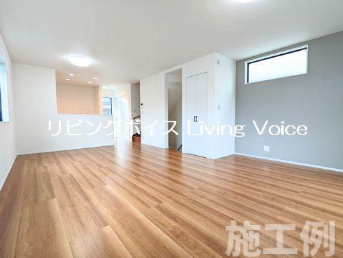 【仲介手数料０円】藤沢市鵠沼海岸3丁目　新築一戸建ての居間・リビング|藤沢市鵠沼海岸3丁目　新築一戸建て