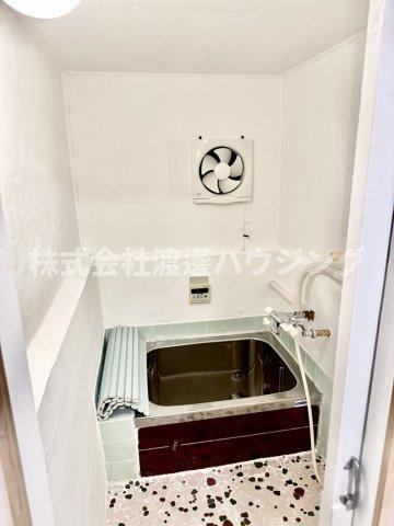 稲葉荘2丁目平家貸家の浴室