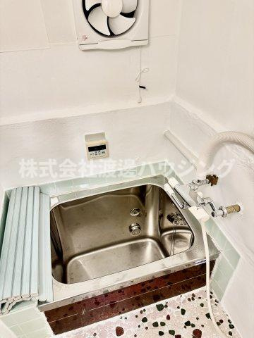 稲葉荘2丁目平家貸家の浴室