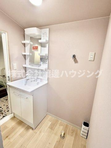 稲葉荘2丁目平家貸家の洗面所