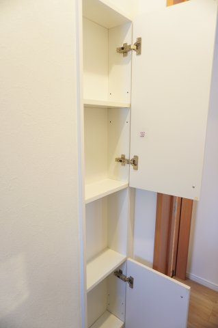 越谷市弥栄町3丁目 中古戸建のトイレ