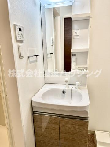 GRANDIR尼崎の洗面所