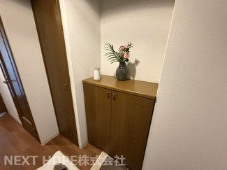 【玄関】 | キングマンション新淀川 | 玄関にはシューズBOXが設けられております！！