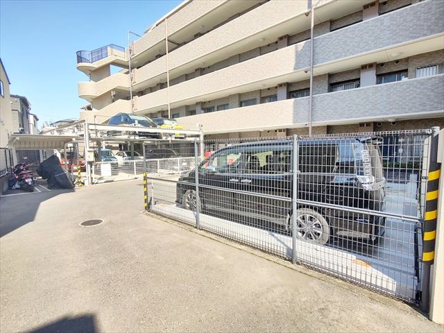 【駐車場】の画像