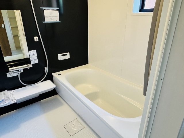 八王子市　散田町　新築一戸建て　２期の浴室|～のびのびくつろげるバスルーム　１日の締めくくりに癒やしのバスタイムを～