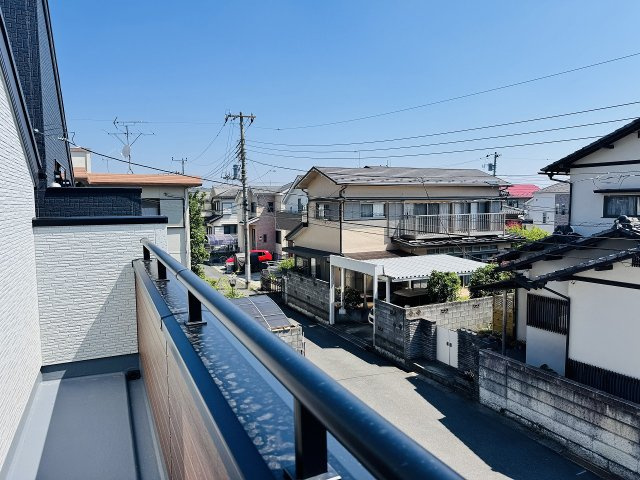 八王子市　散田町　新築一戸建て　２期のバルコニー|～心地の良い朝陽の当たる、東向きのバルコニー～