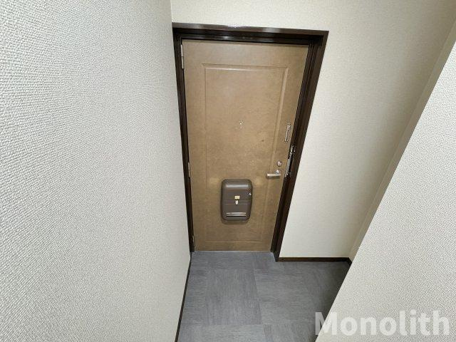 ハイムとのぎの玄関