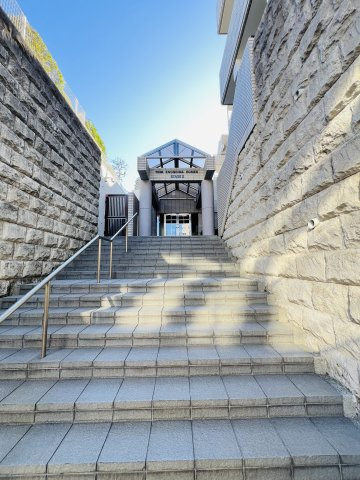 SHONAN URBAN RESORT｜駅近で叶える、余白のある暮らしの間取り|南東角住戸、通風・陽当たり・眺望良好◎
3駅3路線徒歩10分圏内