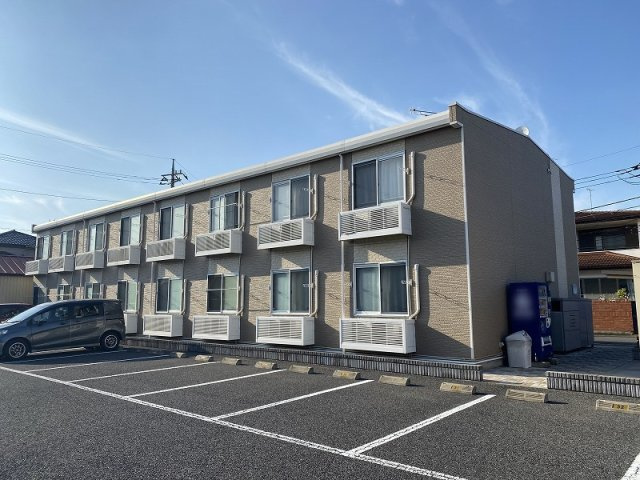 レオパレスメゾンＴ　Ｃの外観|外観もきれいです
