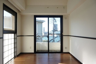 【居間・リビング】 | COMINOS弐番館 | 他の部屋の写真です