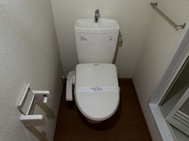 レオパレスカトレアⅡのその他|ベッド下収納