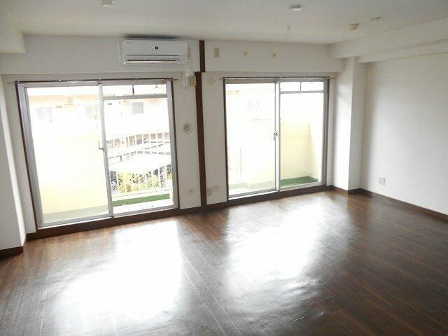 【居間・リビング】 | ライオンズマンションつきみ野の森第2(ライオンズマンションツキミノノモリダイニ)