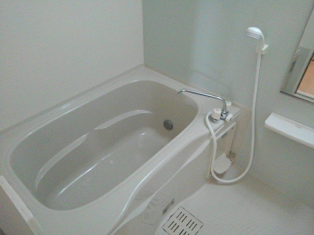 インターヒルズ・Ⅱ　のざわの浴室|お風呂で日々の疲れを落としましょう