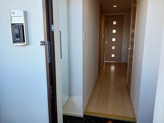 イースト　アヴェニューの玄関|毎日通る玄関はこちらです