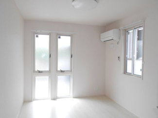 【居間・リビング】 | シェルト | 別のお部屋の写真です