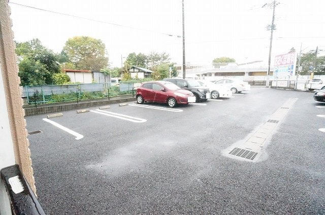 ポポラーレの駐車場|駐車場完備です