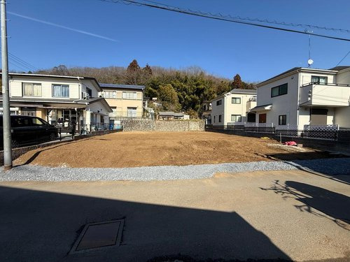 【前面道路含む現地写真】の画像