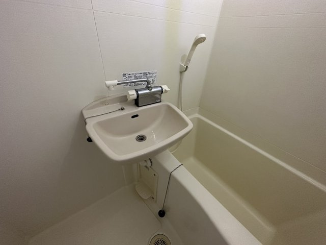 レオパレスル　レーブの浴室|お風呂で日々の疲れを落としましょう