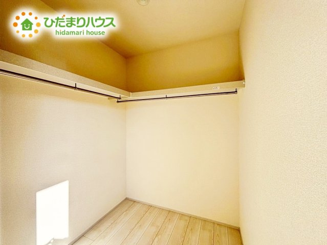 【収納】 | 小美玉市希望ヶ丘1期　新築戸建　1号棟 | ご家族暮らしになると増える荷物もらくらく収納！大型ウォークインクローゼット完備♪
