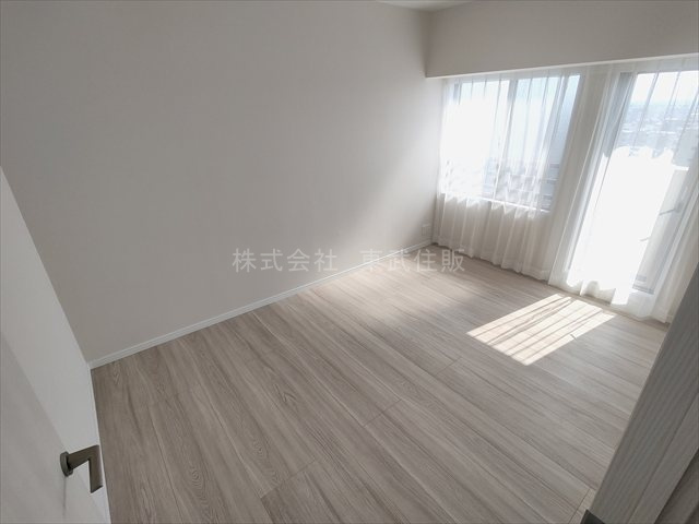 【寝室】の画像
