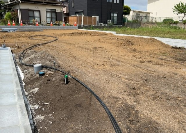 【外観】 | 土地の面積＝住宅面積ではありません。建ぺい率の問題などで、土地のある場所によって住宅を建てられる面積は限られています。高さもしかり、「土地」という言葉の中には、建築条件も含まれると考えておきましょう。