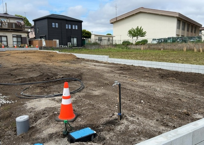 【外観】 | 土地探しをしていると都市計画区域という言葉を目にすると思います。法律によって、都道府県知事や国土交通大臣が指定するエリアのことを指しており、都市計画区域は市街化区域と市街化調整区域に分けられています。