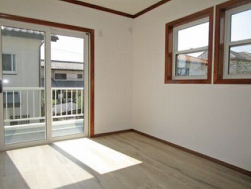【洋室】 | 【仲介手数料０円】藤沢市遠藤　中古一戸建て | 藤沢市遠藤　中古一戸建て