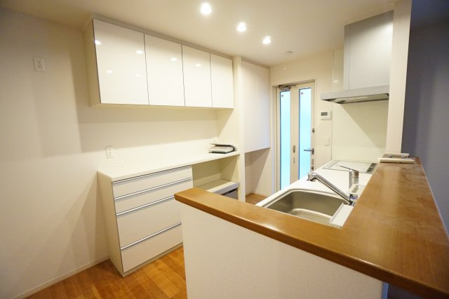 渕1丁目戸建D-roomのキッチン
