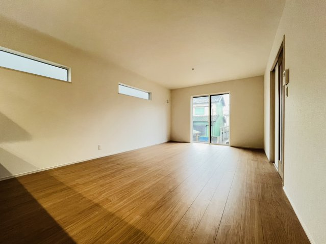 東海市加木屋町唐畑65番5『仲介手数料無料』新築一戸建て・建売の居間・リビング