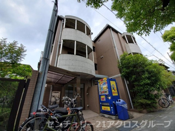 オートロック付きで安心です♪