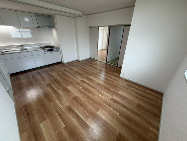 芦屋精道スカイハイツの居間・リビング