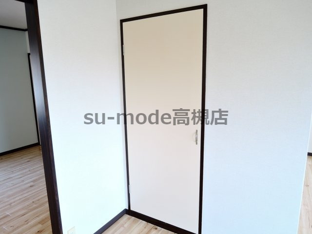 ドミールコウB棟の収納