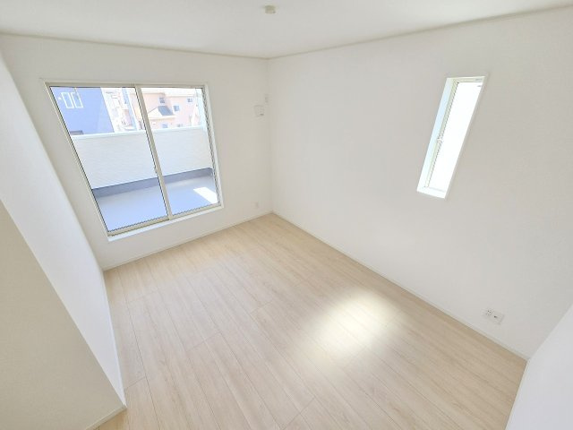 青梅市友田町3丁目　新築戸建全7棟の洋室