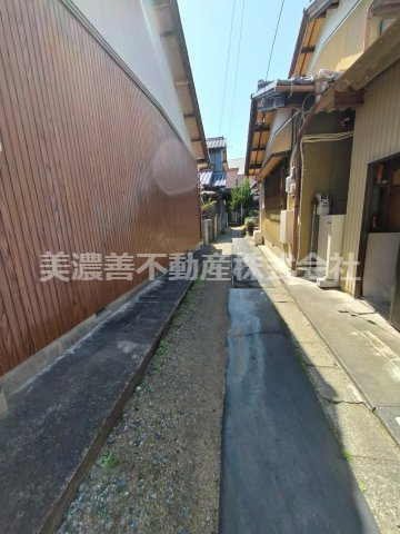 ６６８０３　岐阜市切通中古戸建ての外観