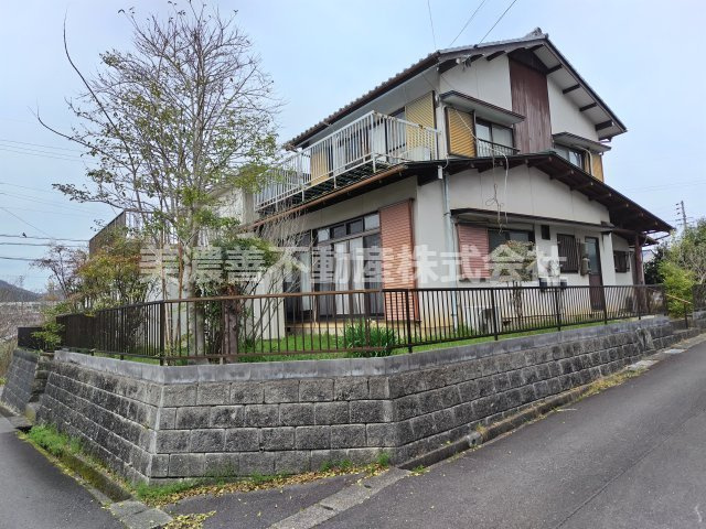 ６６７５３　岐阜市三田洞中古戸建ての外観