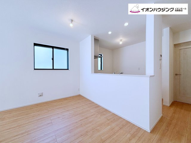 春日市春日原東町4丁目12番　A号棟