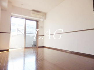 【居間・リビング】 | ビルヌーブ | 洋室のお部屋です。