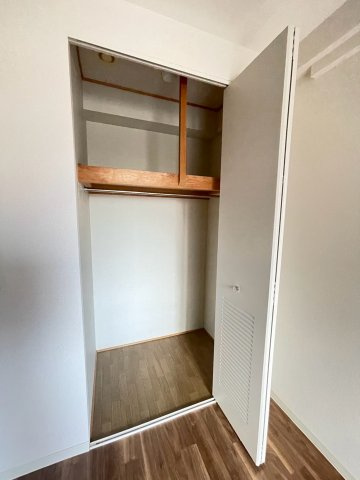 クオリティ西芦屋２の収納