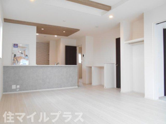 【居間・リビング】 | 郡山市菜根4丁目新築一戸建て1棟 | 使いやすいリビングです
