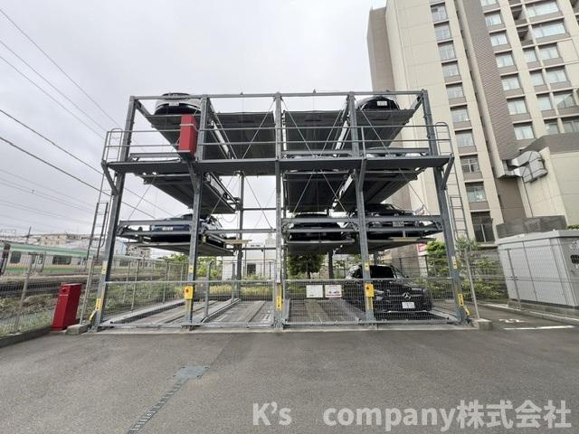 茅ヶ崎市幸町　リストレジデンス茅ヶ崎の駐車場|機械式駐車スペース◇
