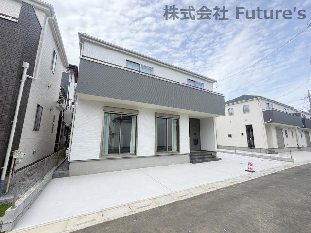 三郷市戸ケ崎5丁目　新築戸建　全10棟　E号棟の外観|全10棟の新築分譲住宅