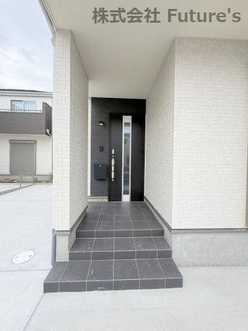 三郷市戸ケ崎5丁目　新築戸建　全10棟　F号棟のエントランス|玄関アプローチ
