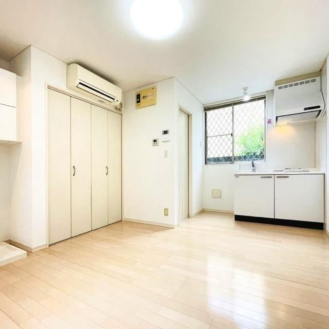 グランエッグス茗荷谷の居間・リビング