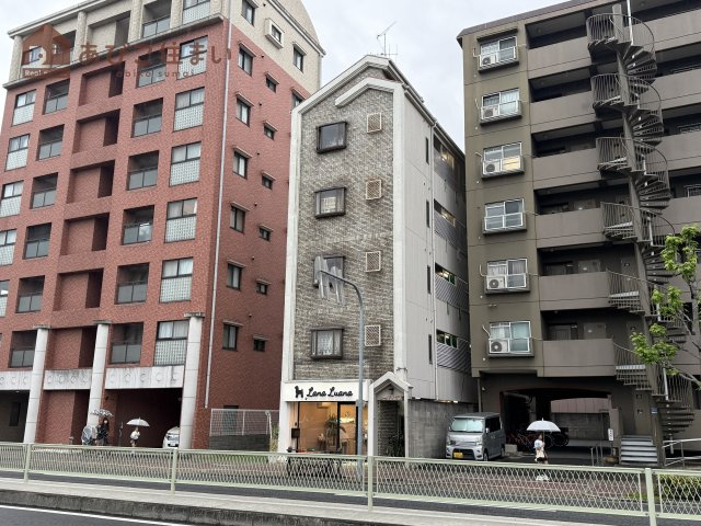 コーポアイザワ